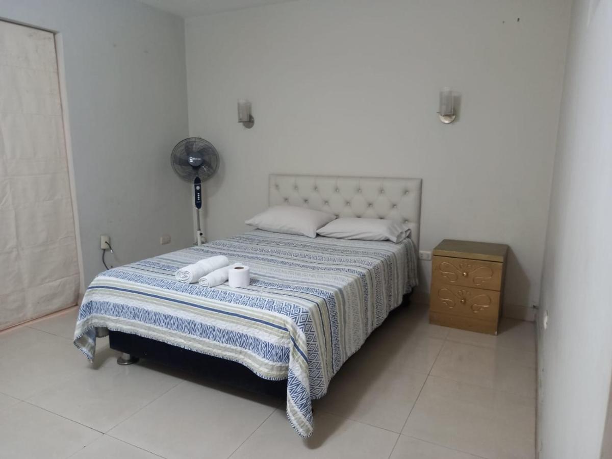 Larcomar Casa De Campo, En El Cuadro, Chaclacayo Bed & Breakfast Lima Eksteriør bilde